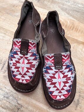 Ariat Women's Cruiser Slip-On Shoes size 9